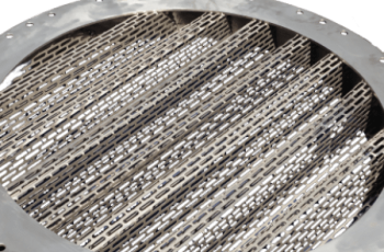 Internos de torres e colunas de titânio em São Paulo